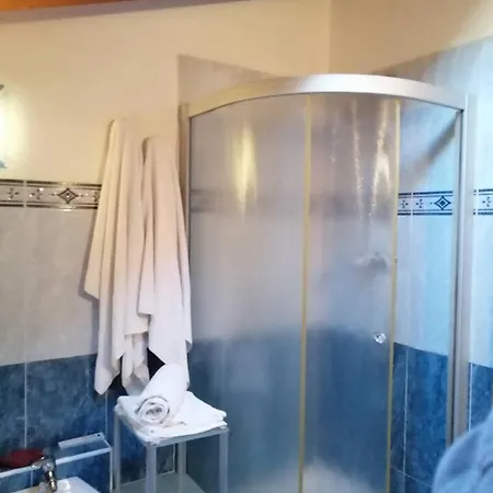 Art Music House 5 Minutes Walk *