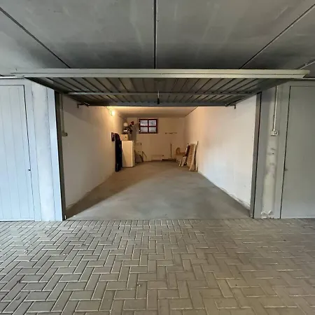 Art Music House 5 Minutes Walk Apartament *