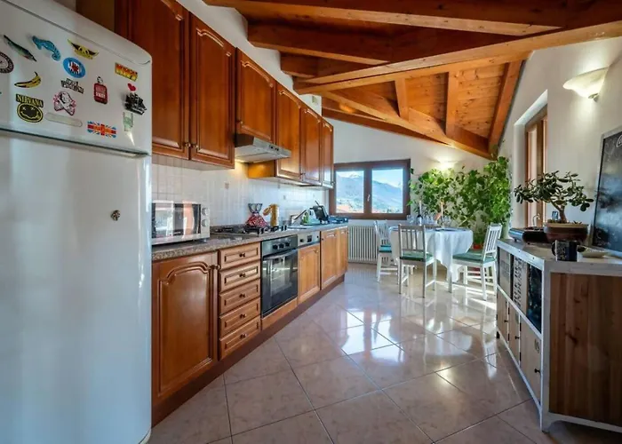 Art Music House 5 Minutes Walk *