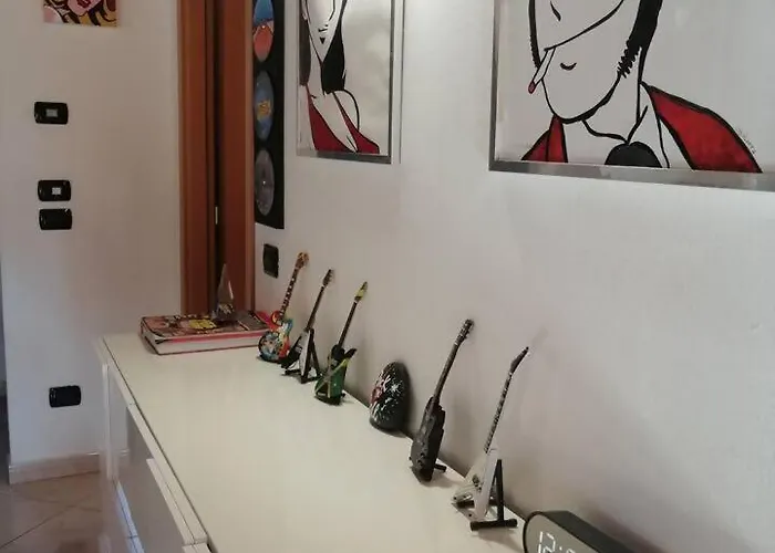 Art Music House 5 Minutes Walk